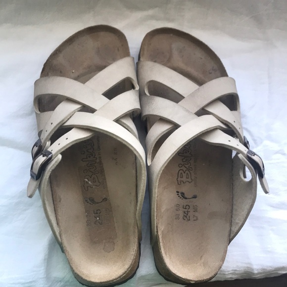 Birkenstock Shoes - Tan Birkenstock’s